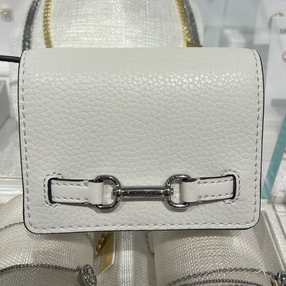 MICHAEL KORS Carson Small Pebbled Leather Wallet
Optic White 
NWT - Picture 11 of 16